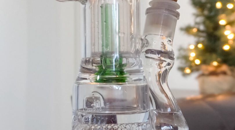 Are Glow In The Dark Bongs Worth It