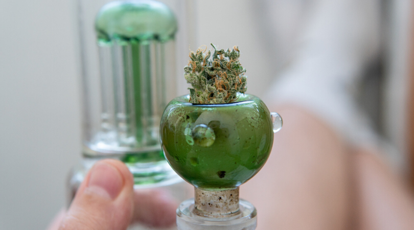 How to Choose a Suitable Glass Ash Catcher