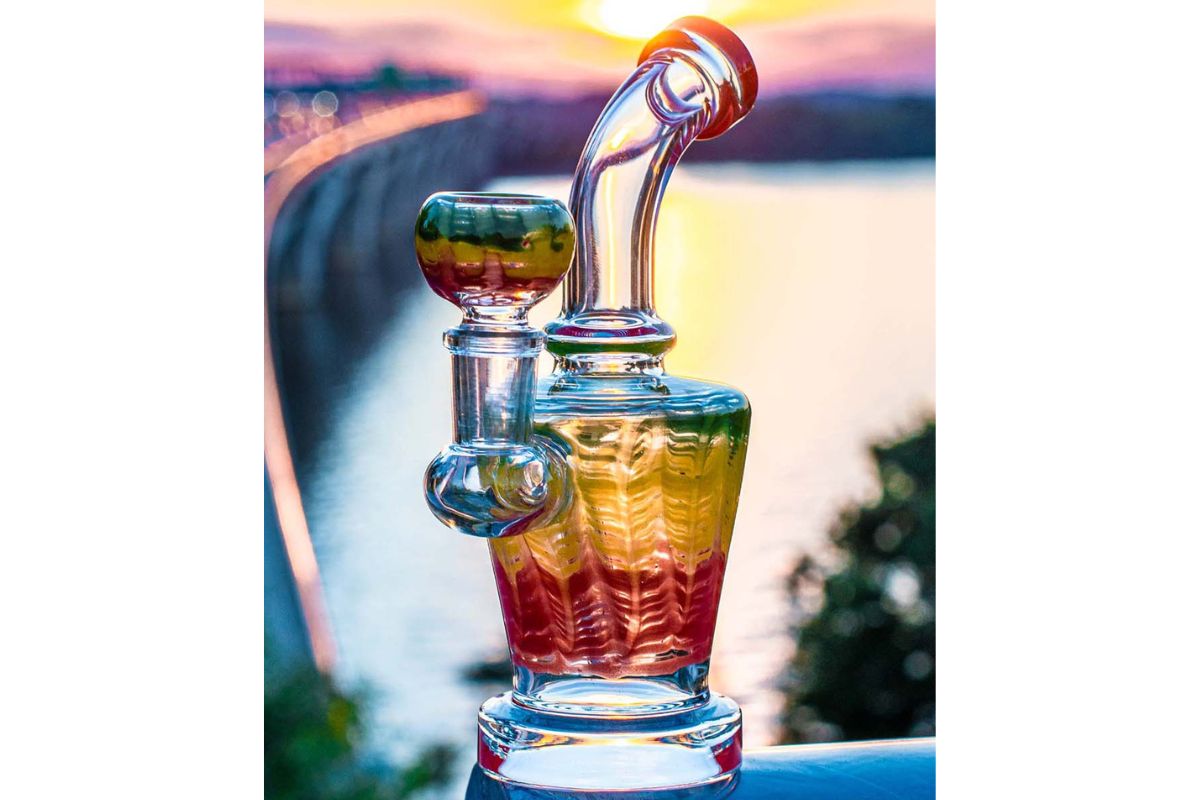 Fat Buddha Glass vs. DankGeek
