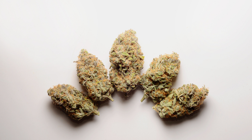 Why Dabbing is Better than Smoking Flower