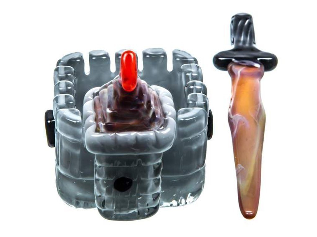 Empire Glassworks Castle & Sword Dish aSet