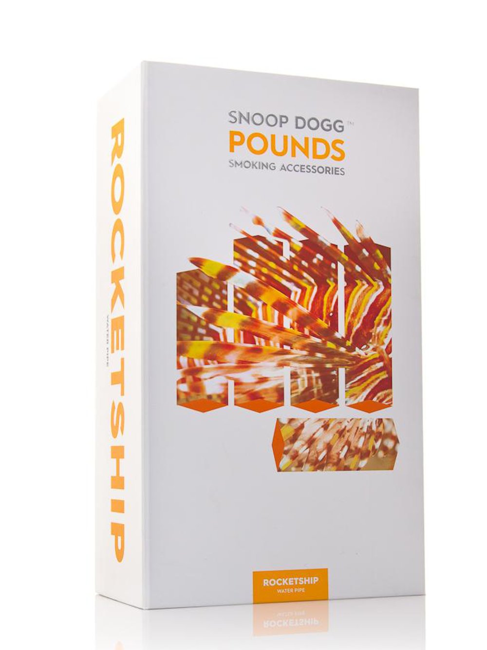 SNOOP DOGG Pounds Rocketship Bong