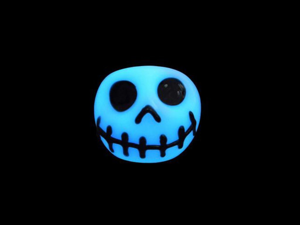 Chameleon Glass Skellington Spoon Pipe Fat Buddha Glass