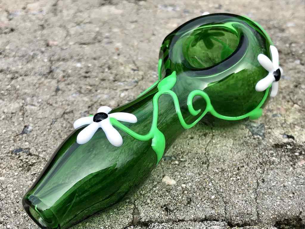 Fat Buddha Glass Pipe Glow in the Dark Garden Ivy Pipe