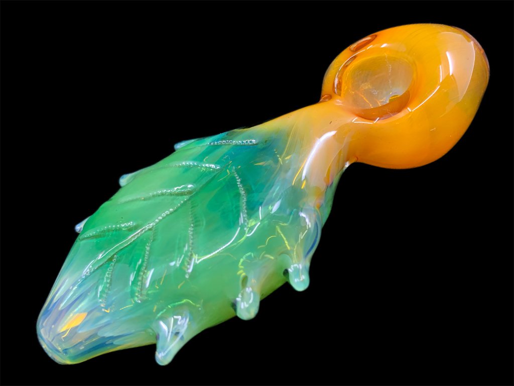 Leaf Glass Pipe Fat Buddha Glass