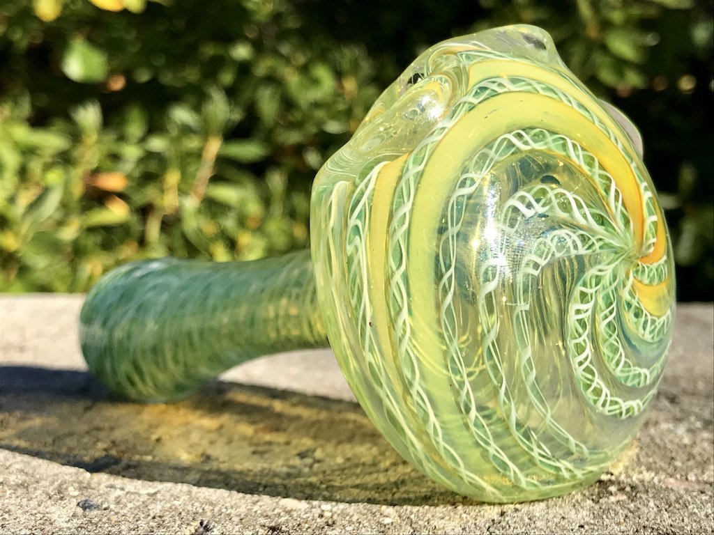 Triple Bowl Party Pipe