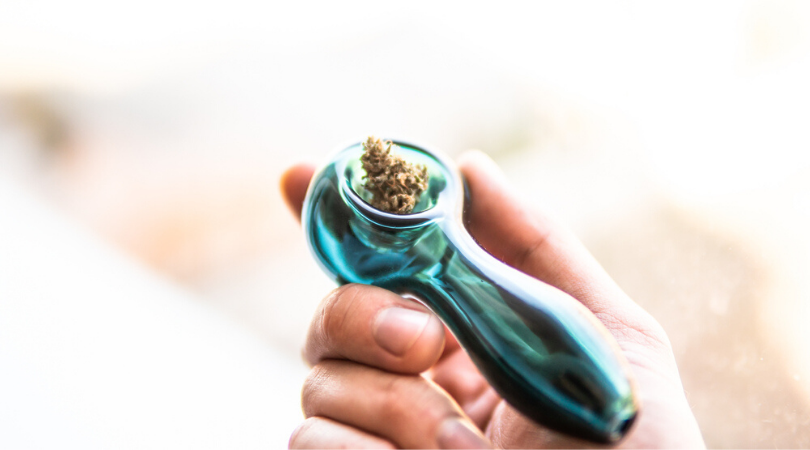 8 Top Tips to Help You Choose Your First Marijuana Pipe