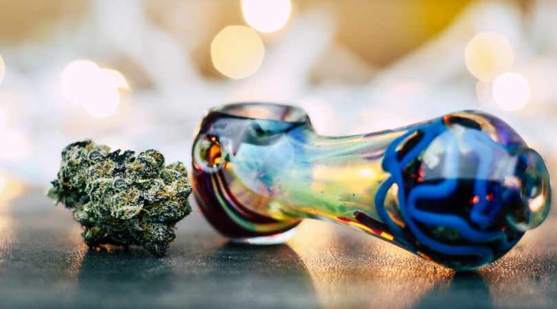 The Do’s And Don’ts of Cleaning Your Pipes, Bubblers, and Bongs