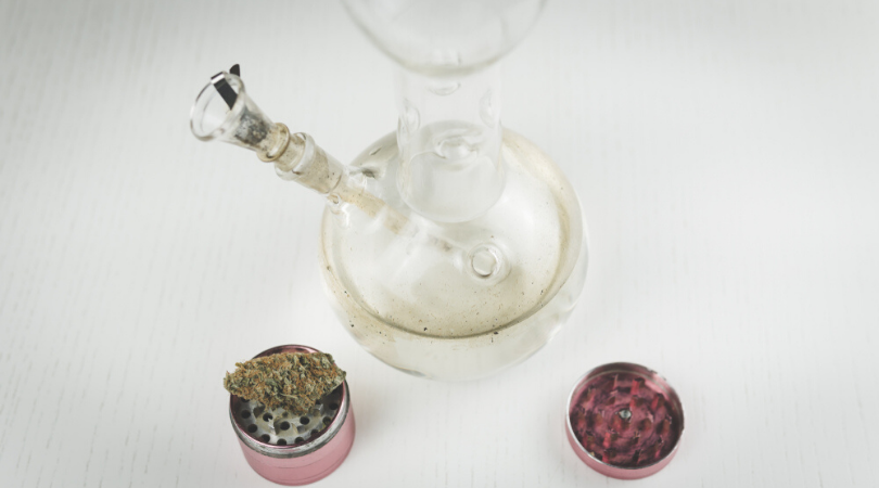 Vape vs Bong