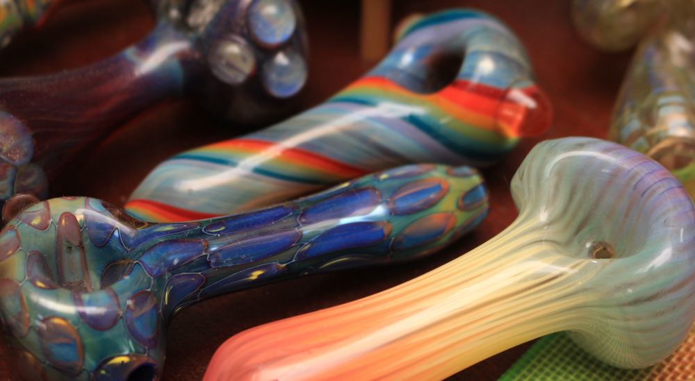 Helpful Hints for Cleaning Glass Pipes