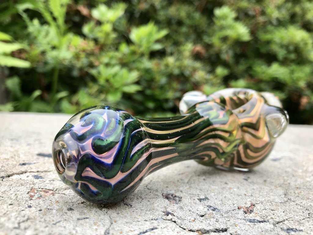 Fat Buddha Glass Pipe Color Changing Gold Glass Pipe