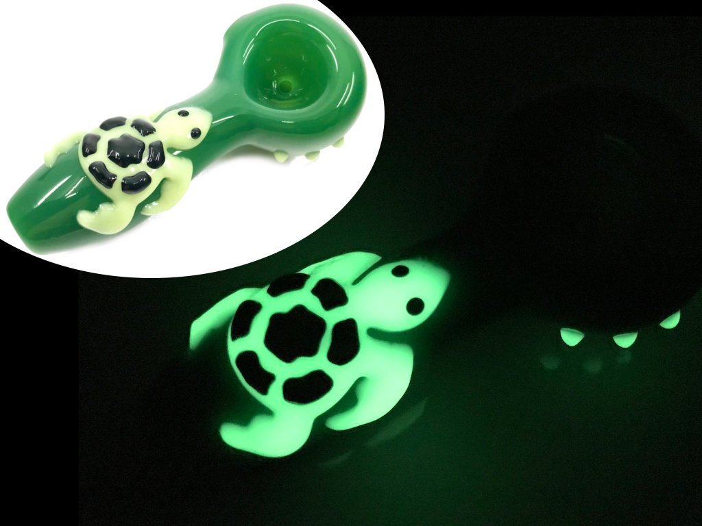 Glow in the Dark Turtle Pipe