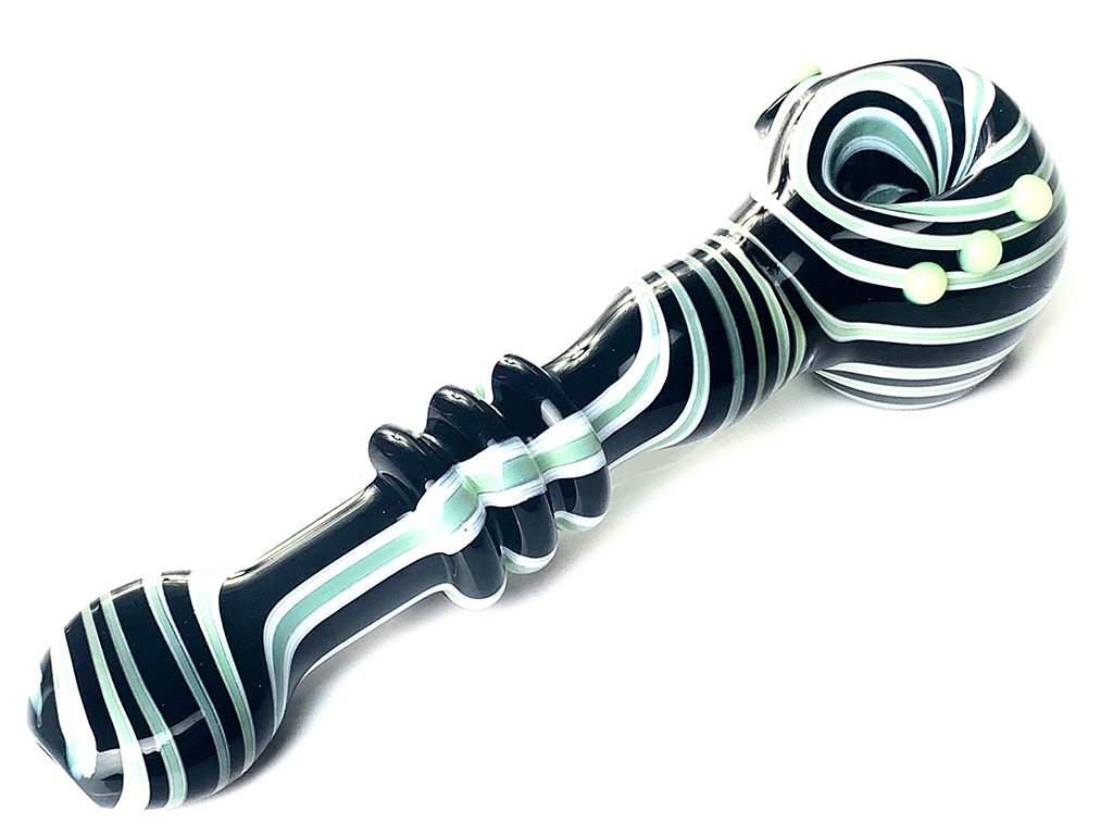 Staff Choice Spiral Pipe With Slyme Fat Buddha Glass